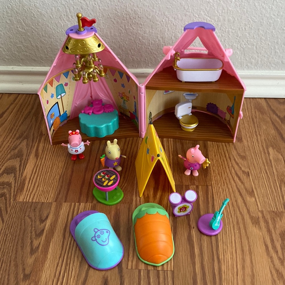 Peppa pig glamping tent